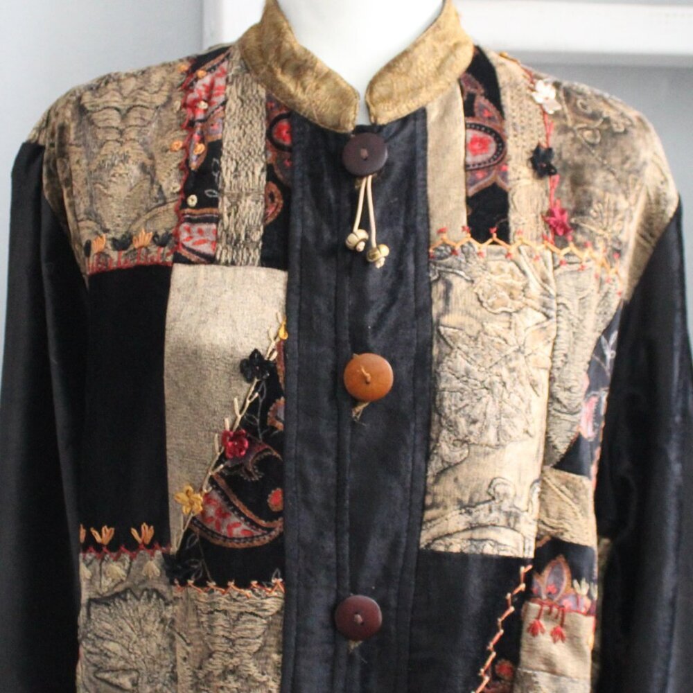 Flashback VTG Tapestry Velvet Quilted Patchwork Embroidered Jacket Size Medium - Picture 4 of 6